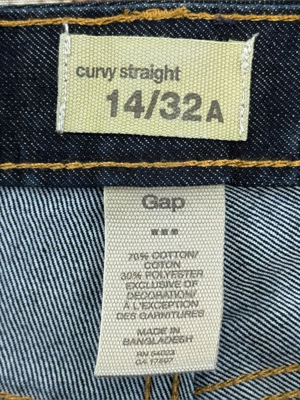 1969 GAP Women’s Curvy Straight Blue Denim Jeans, Dark Wash Size 14/32A - Picture 4 of 12